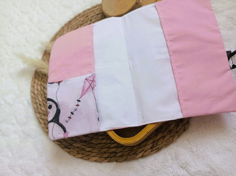 Protège carnet de santé Pingouins ballons (en stock)